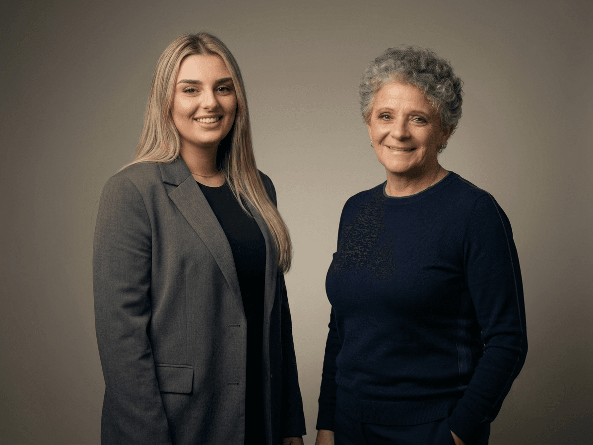 Caroline Pirongs et Antonella Spinelli, gestionnaires chez Martens Assurances